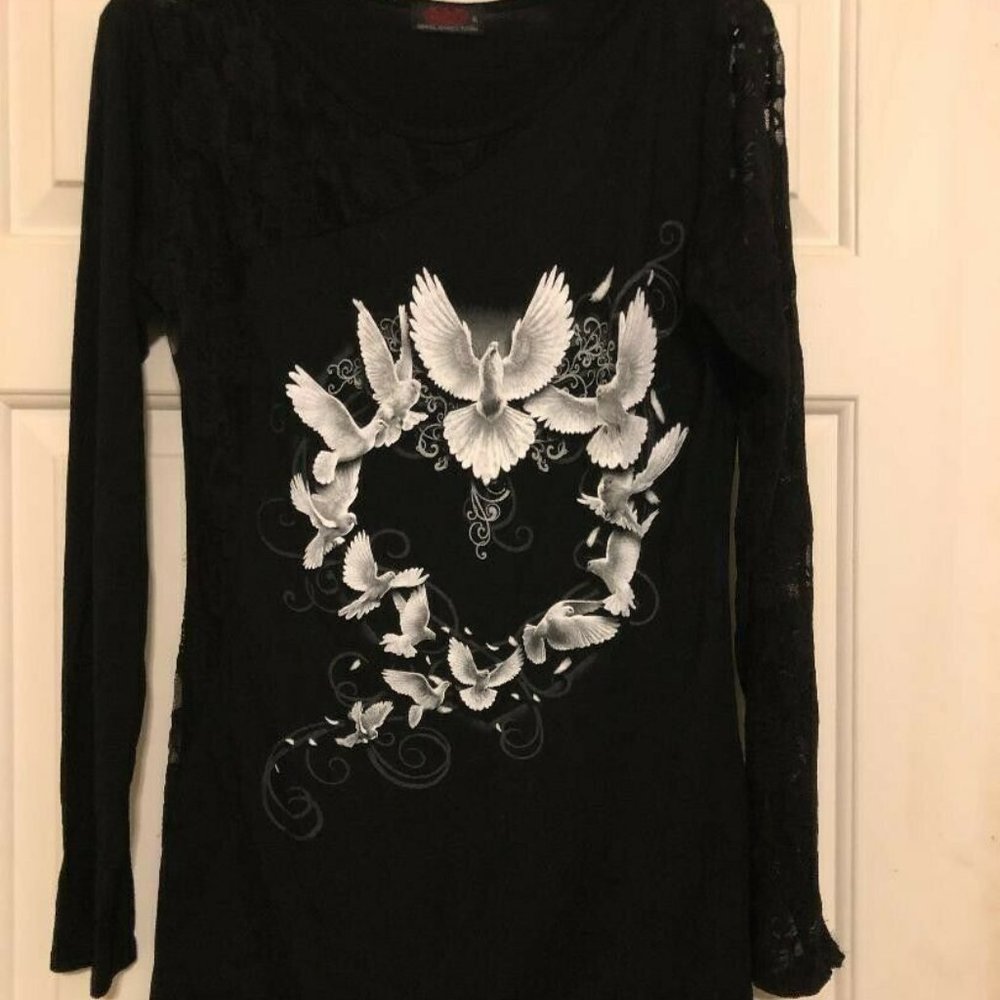 Womens XL black top with doves on front